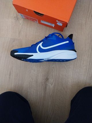Zapatillas Nike Azules y Blancas Nuevas