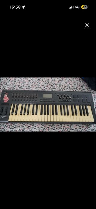 Teclado MIDI Axiom 49 teclas