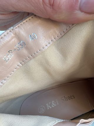 Stivali scamosciati donna beige