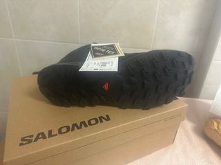 Botas Salomon Outrise Mid GTX Negras