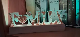 Lámpara LED 'Family' Resina Epoxi y Madera