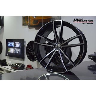 Juego de 4 Llantas 18 M778 Black BM071