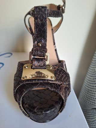 Sandalias Guess Tacon Animal Print