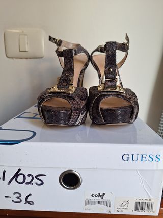 Sandalias Guess Tacon Animal Print