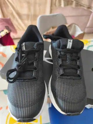Zapatillas Under Armour 38