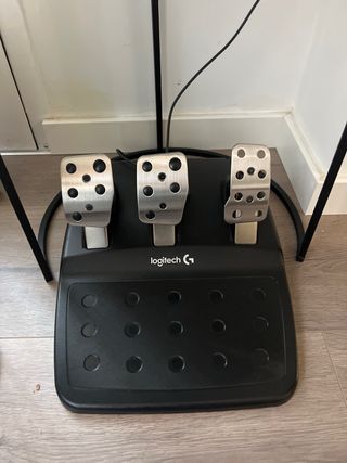 Volante Logitech PS4