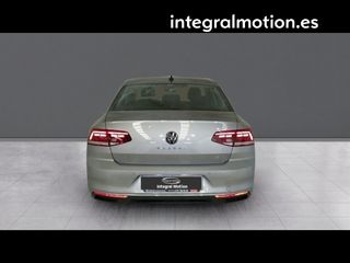 Volkswagen Passat Business 1.6 TDI 88kW (120CV) DSG