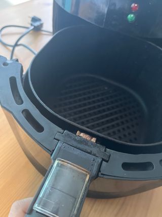 Freidora de aire negra