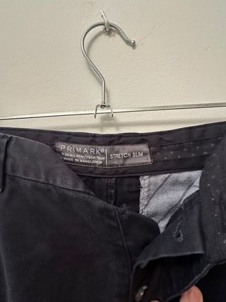 Pantalón chino azul Primark Talla M
