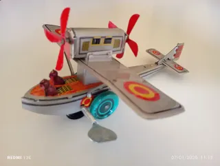 2 Juguetes Hojalata Payá: Tranvía y Hidroavión