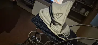 Carrito de bebé de juguete clásico  Marca Martina