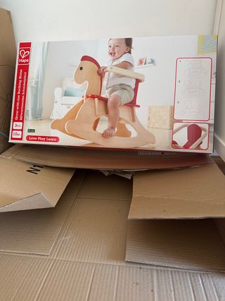 Caballito balancín Hape +10 meses