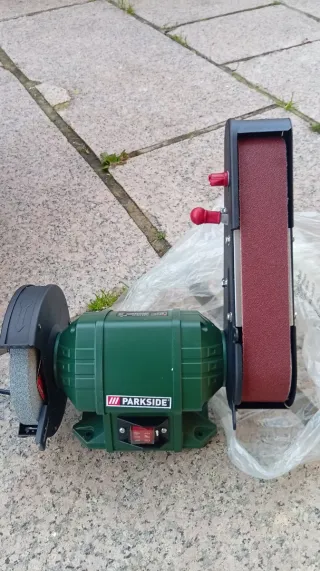 Lijadora de banda estacionaria Parkside PSBS 240 C