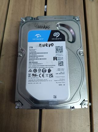 Disco Duro Seagate SkyHawk 2TB Interno
