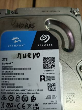 Disco Duro Seagate SkyHawk 2TB Interno