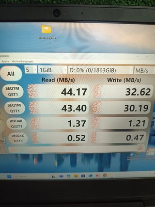 Disco Duro Seagate SkyHawk 2TB Interno