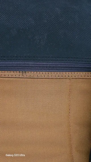 Maleta que se puede llevar como mochila