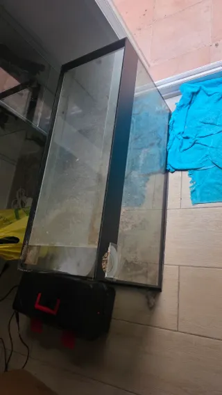 Acuario 165l Negro y Transparente