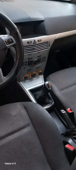 Opel Astra 2009