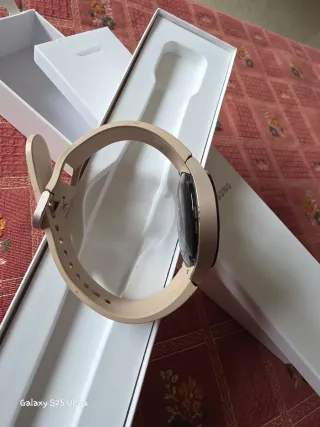 Samsung Galaxy Watch 4 Rosa Dorado