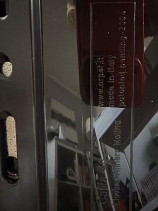 Silla marca Arper mod, Catifa 46 bicolor.