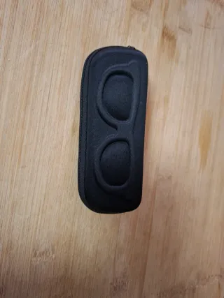 Gafas de sol espejo negras y plateadas