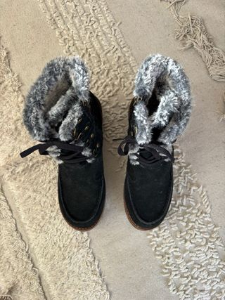 Botas Skechers cremallera y ribete cuero