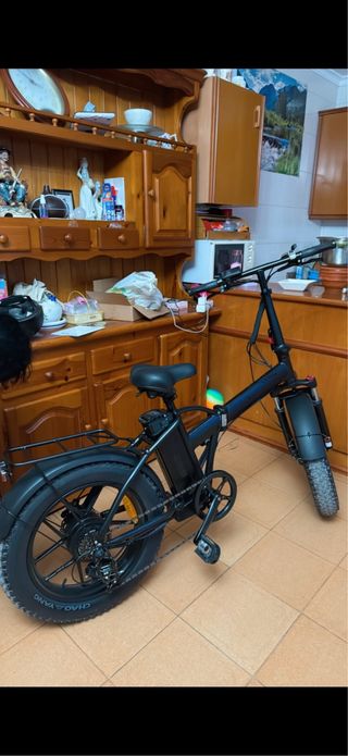 Bicicleta Eléctrica Negra