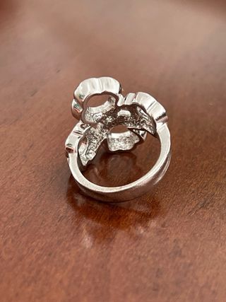 Anillo Acero Flores Cristales