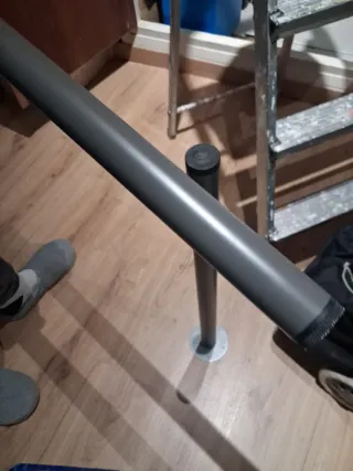 Patas Mesa Metálicas Ikea  las dos 8 €