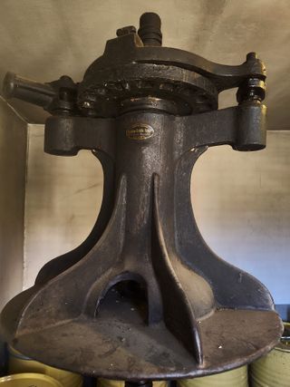 Prensa de vino tradicional de madera