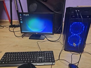 Ordenador i7 8700 de segunda mano en WALLAPOP