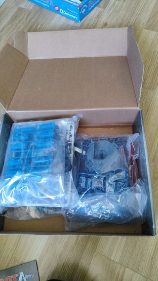 Brazo robótico hidráulico Buki Science 120 pcs