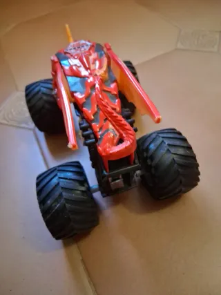 Monster Bakugan Rojo y Naranja