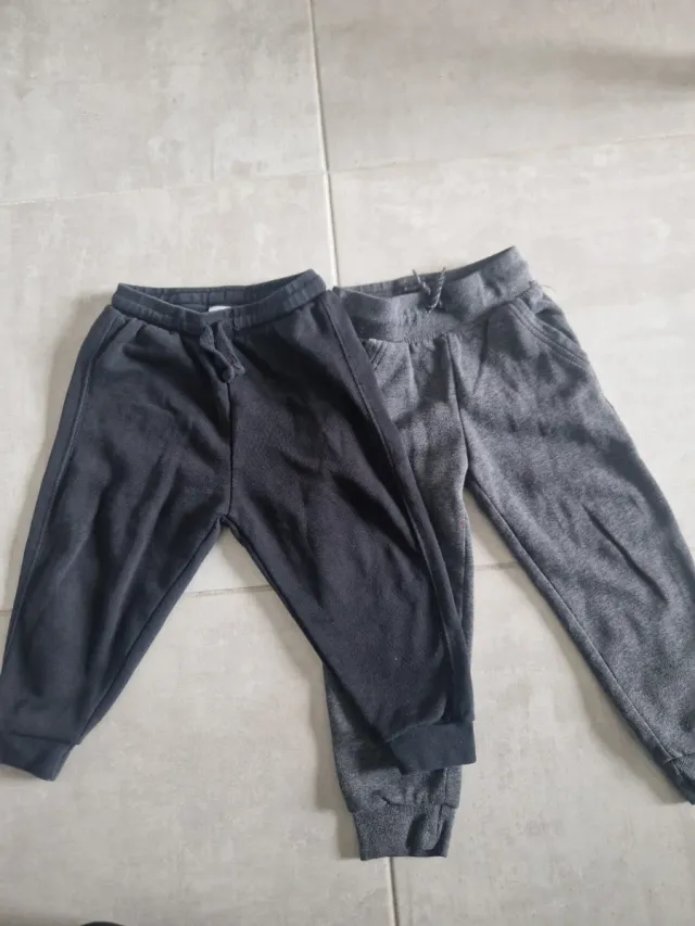 Lote 5 pantalones niño T.3-4