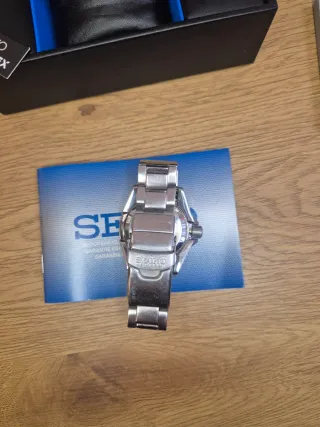 Reloj Seiko Samurai Negro y Azul