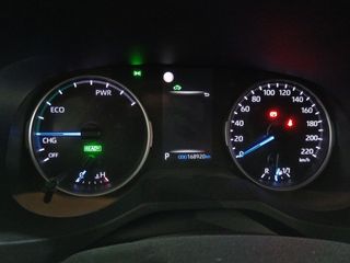 Toyota Rav4 Hybrid 4x2 Business