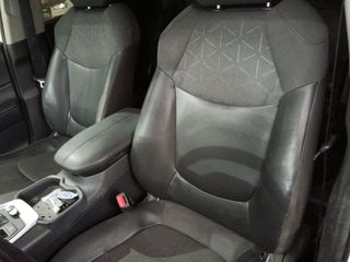 Toyota Rav4 Hybrid 4x2 Business
