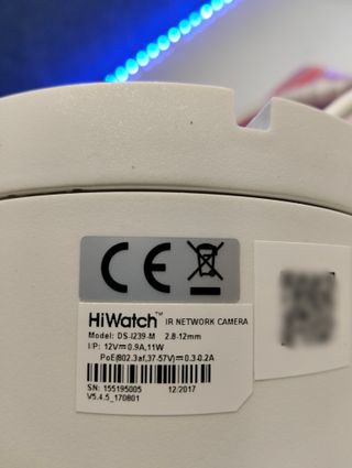 Cámara IP HiWatch DS-I239-M Domo Exterior 2MP