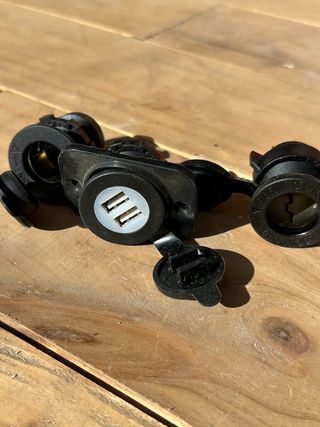 Cargador USB Doble para CAMPER , nuevos sin uso