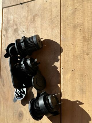 Cargador USB Doble para CAMPER , nuevos sin uso