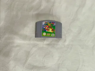 Nintendo 64 con 5 juegos y 2 mandos