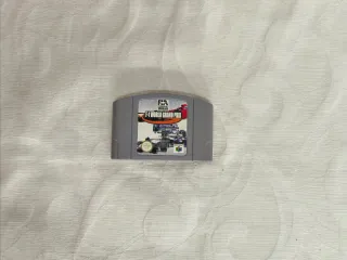 Nintendo 64 con 5 juegos y 2 mandos