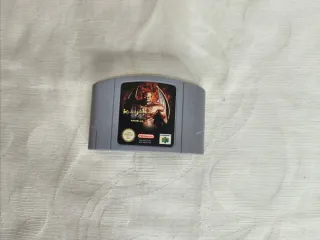 Nintendo 64 con 5 juegos y 2 mandos