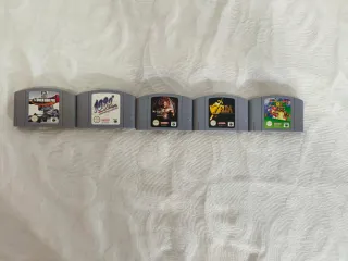 Nintendo 64 con 5 juegos y 2 mandos