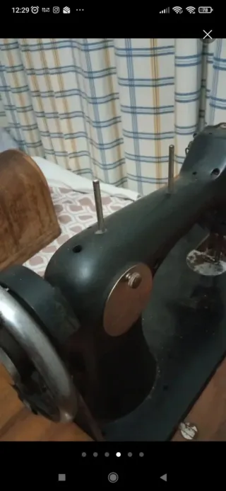 Máquina de coser Sigma antigua