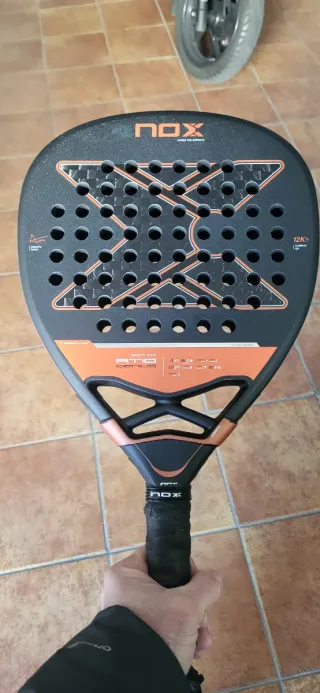 Pala Padel Nox AT10 Genius 12K