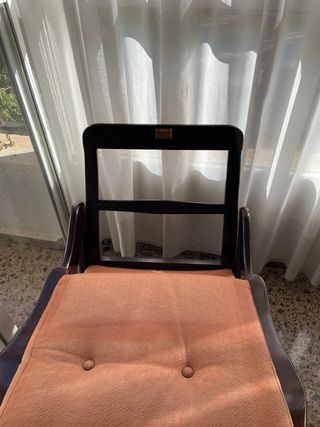 Butaca de tela y madera