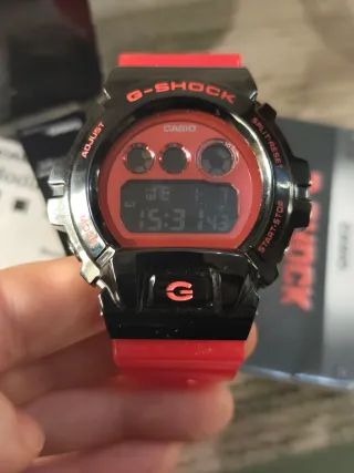 Reloj Casio G-Shock Negro y Rojo