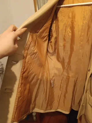 Blazer de cuero beige